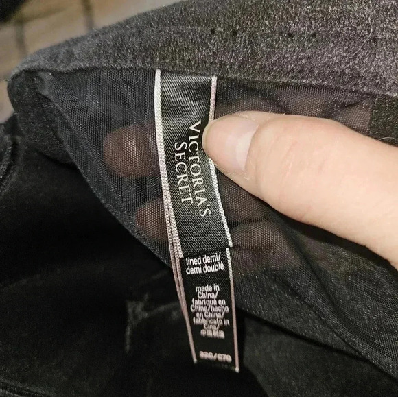 Victoria's secret corset bundle 32C - Picture 6 of 6